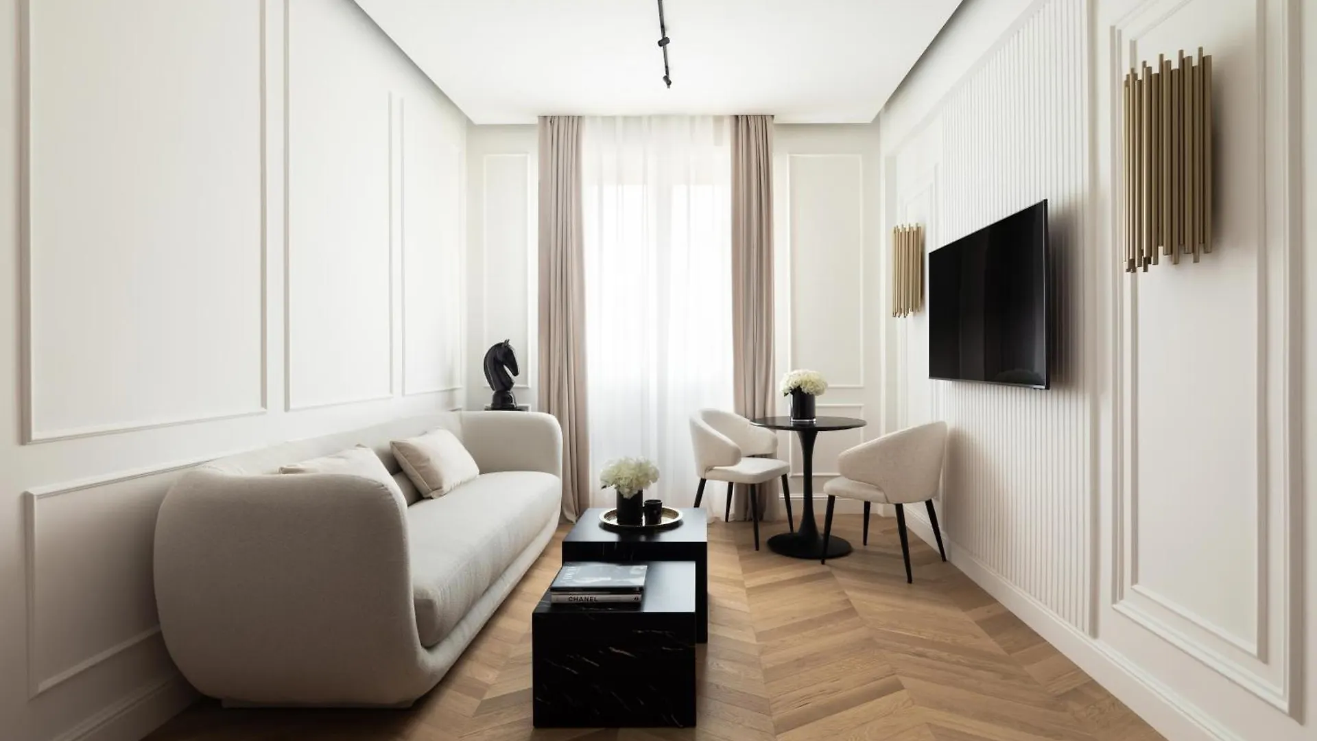 Floris Luxury Apartment New Florence